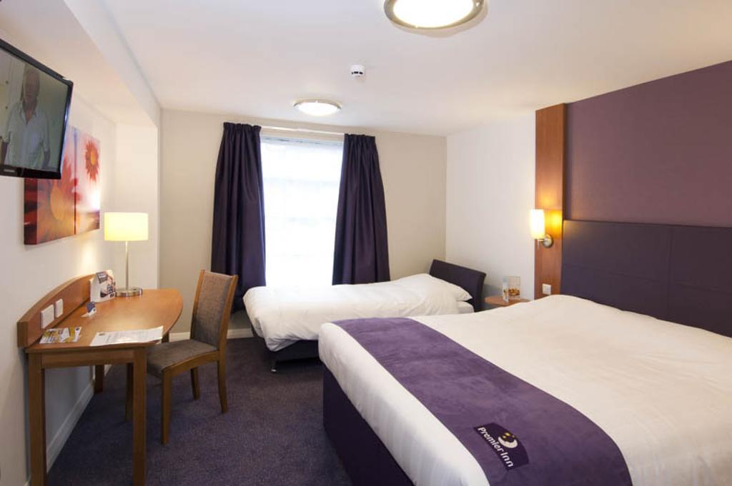 Premier Inn Reading Central Pokoj fotografie